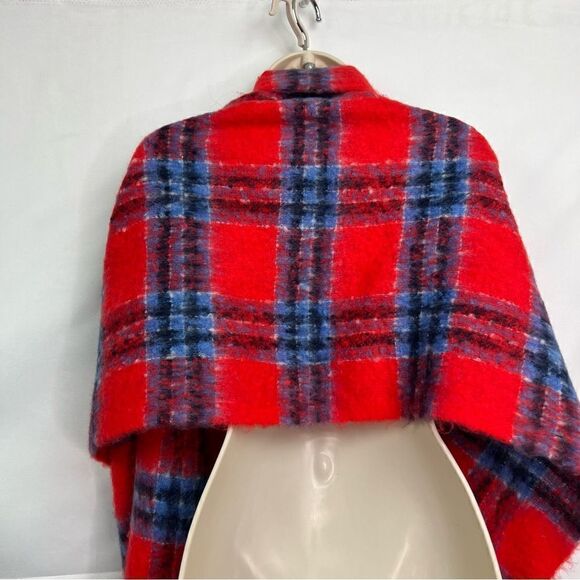 Aerie Red and Blue Super soft fringed blanket scarf - Picture 6 of 13